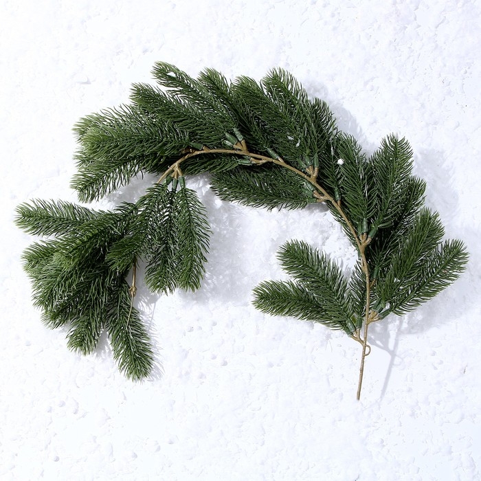 Декор «Ветвь развесистой ели» Декор «Ветвь развесистой ели»