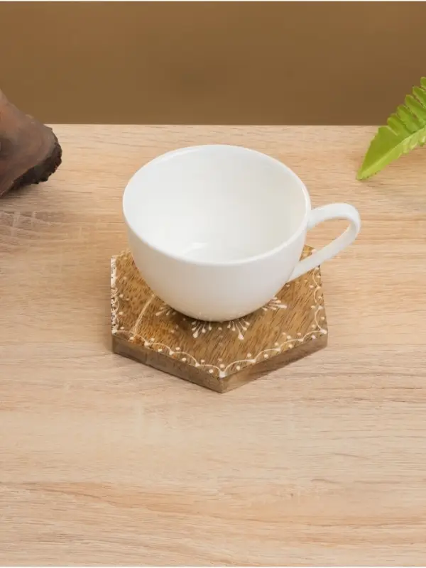 Подставка под горячее &laquo;Пряник&raquo;, набор 4 шт., 15&times;13&times;5 см, дерево манго