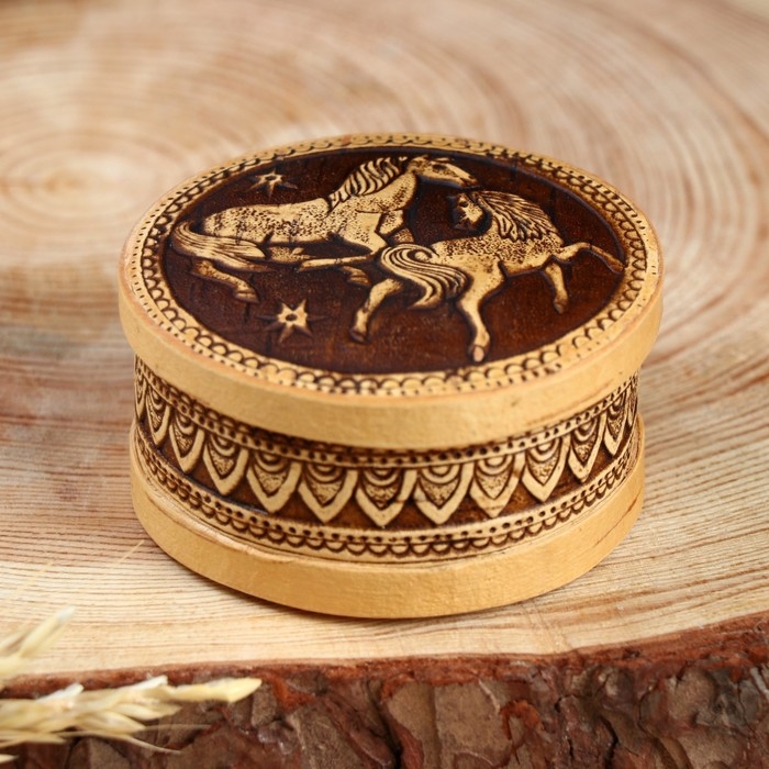 Шкатулка  Шкатулка "Лошадки", круглая, береста, микс