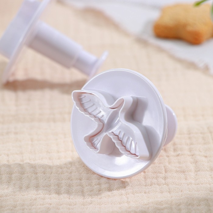 Набор плунжеров кондитерских Доляна «Птица», 3 шт, 4,5×5 см Набор плунжеров кондитерских Доляна «Птица», 3 шт, 4,5×5 см