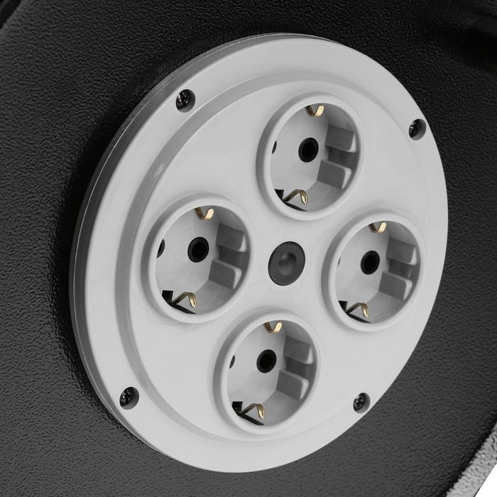 Удлинитель на катушке 30 м, 16 А, 250 В, IP20, ПВС 3х2.5, каркас металл Удлинитель на катушке 30 м, 16 А, 250 В, IP20, ПВС 3х2.5, каркас металл