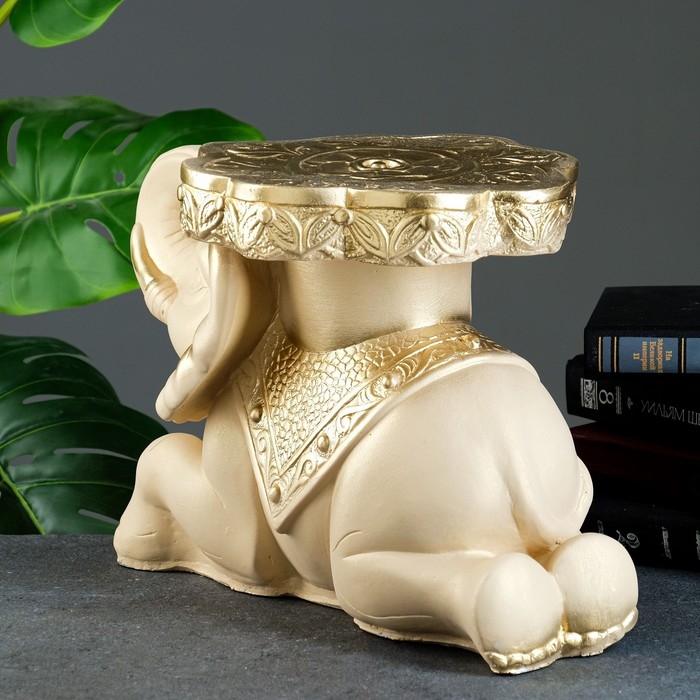 Фигура - подставка Фигура - подставка "Слон лежа" слоновая кость, 26х42х22см