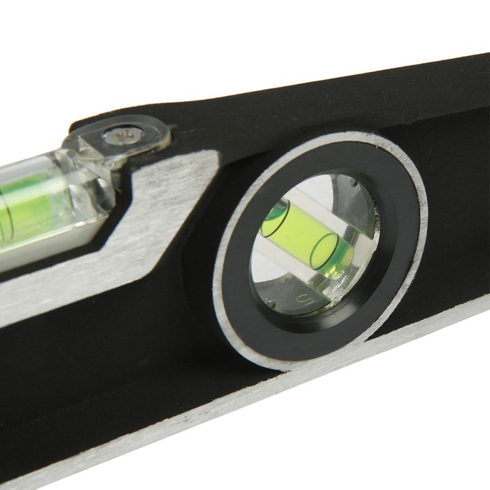 Уровень алюминиевый трапециевидный ТУНДРА ПРОФИ, фрезерованный, 3 глазка, 600 мм Уровень алюминиевый трапециевидный ТУНДРА ПРОФИ, фрезерованный, 3 глазка, 600 мм