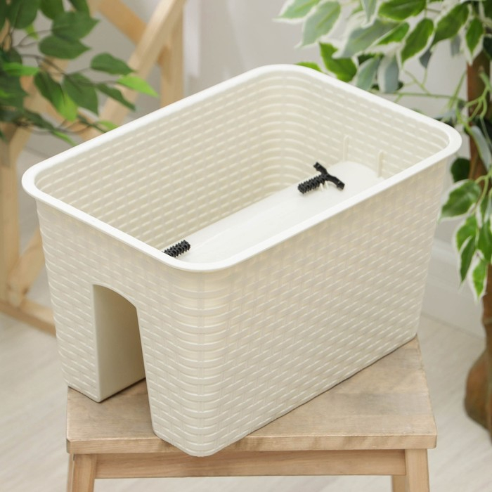 Кашпо на перила «Ротанг», 12 л, цвет бежевый Кашпо на перила «Ротанг», 12 л, цвет бежевый