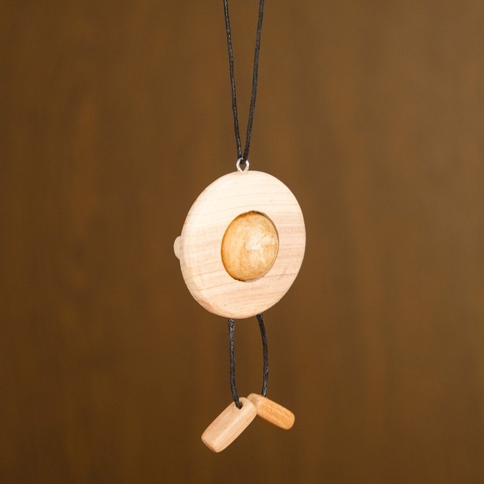 Подвеска в автомобиль «Ни гвоздя, ни жезла», 7 см, можжевельник