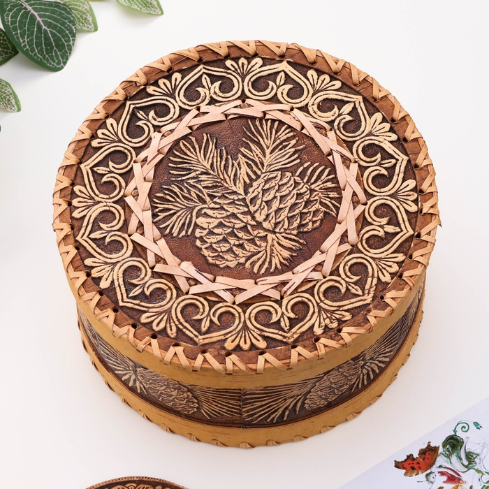 Шкатулка &laquo;Шишки&raquo;, 18,5&times;18,5&times;8 см, береста