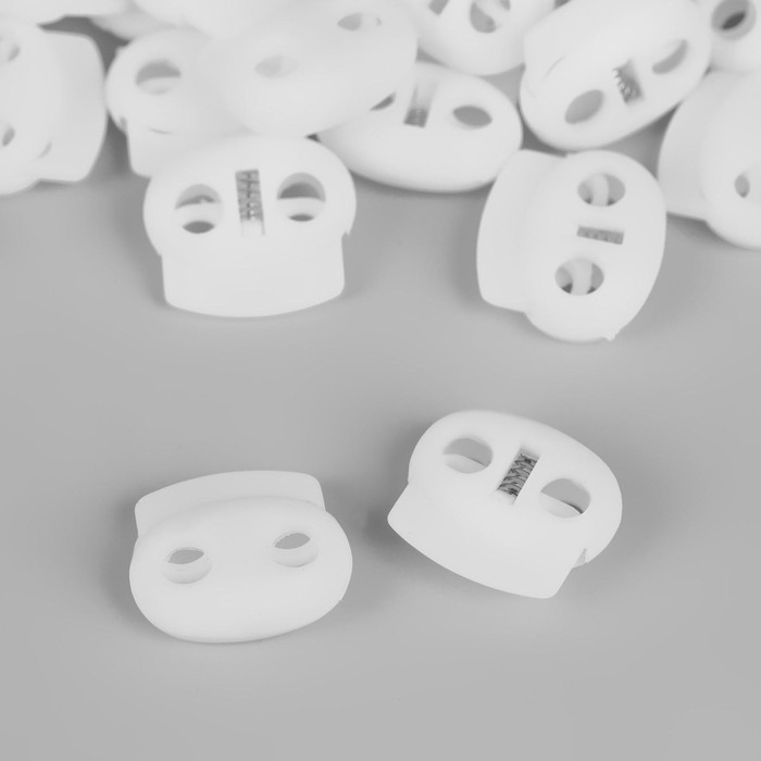 Набор двойных фиксаторов для шнура, d = 4 мм, 20 × 18 мм, 50 шт, цвет белый Набор двойных фиксаторов для шнура, d = 4 мм, 20 × 18 мм, 50 шт, цвет белый