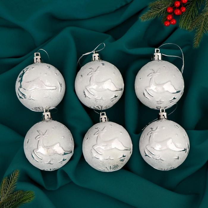 Набор шаров пластик d-6 см, 6 шт Набор шаров пластик d-6 см, 6 шт "Северный олень" серебро