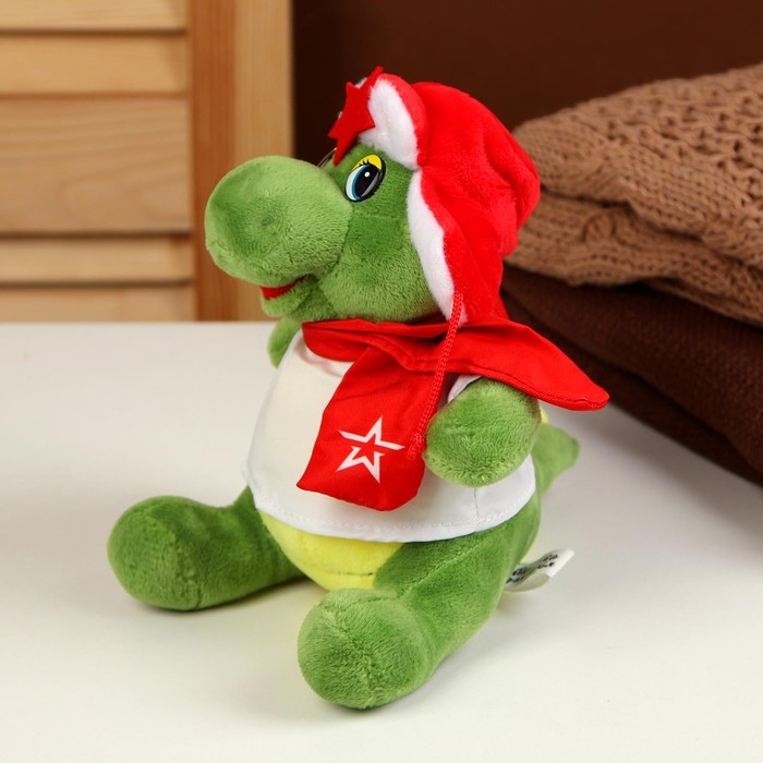 Мягкая игрушка «Дракон», в шапке-ушанке со звездой, 17 см, цвет зелёный Мягкая игрушка «Дракон», в шапке-ушанке со звездой, 17 см, цвет зелёный