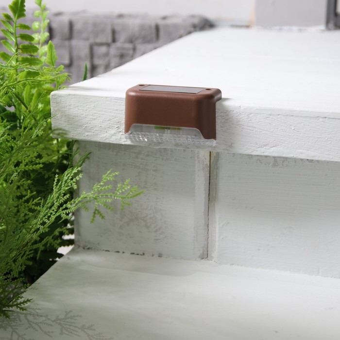 Садовый светильник на солнечной батарее, 8 × 4.5 × 4.5 см, 1 LED, свечение тёплое белое, коричневый