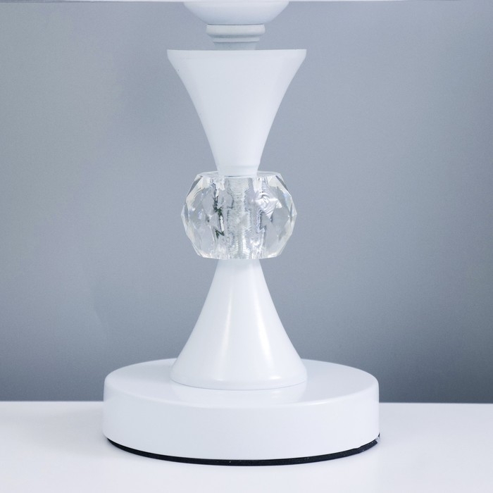 Лампа настольная с подсветкой "Пион" 1х40Вт Е27 220В белый 21х21х35 см RISALUX