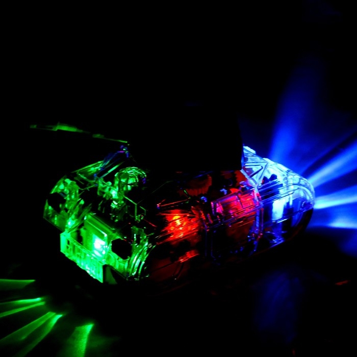 Танк «Шестерёнки», работает от батареек, свет и звук