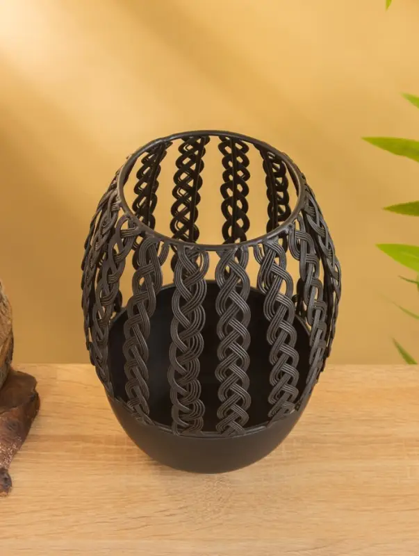 Подсвечник &laquo;Плетение&raquo;, 17&times;17&times;23 см, металл