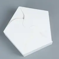 Коробка кондитерская для десертов, капкейков и трайфлов, фигурная, 18&times;18&times;5 см, белая