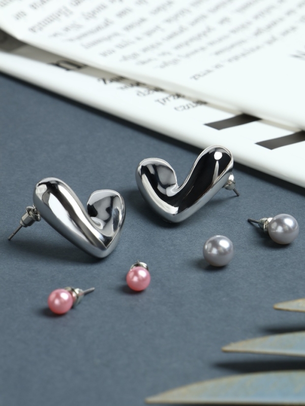 Набор серьги 3 пары «Буквы» любовь, цвет розовый в серебре Набор серьги 3 пары «Буквы» любовь, цвет розовый в серебре