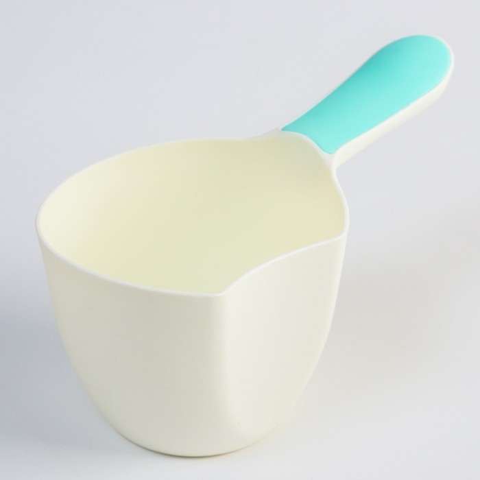 Ковш пластиковый для купания и мытья головы, детский банный ковшик, 500 мл., цвет МИКС Ковш пластиковый для купания и мытья головы, детский банный ковшик, 500 мл., цвет МИКС