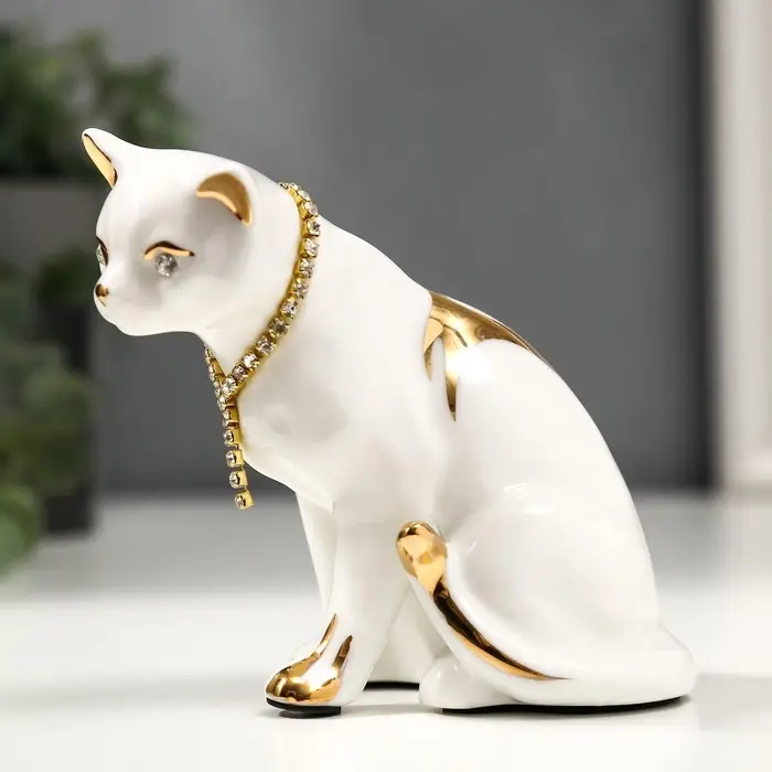 Фигурка керамика &laquo;Белая кошечка с ожерельем&raquo;, с золотом, стразы, 10.2 см