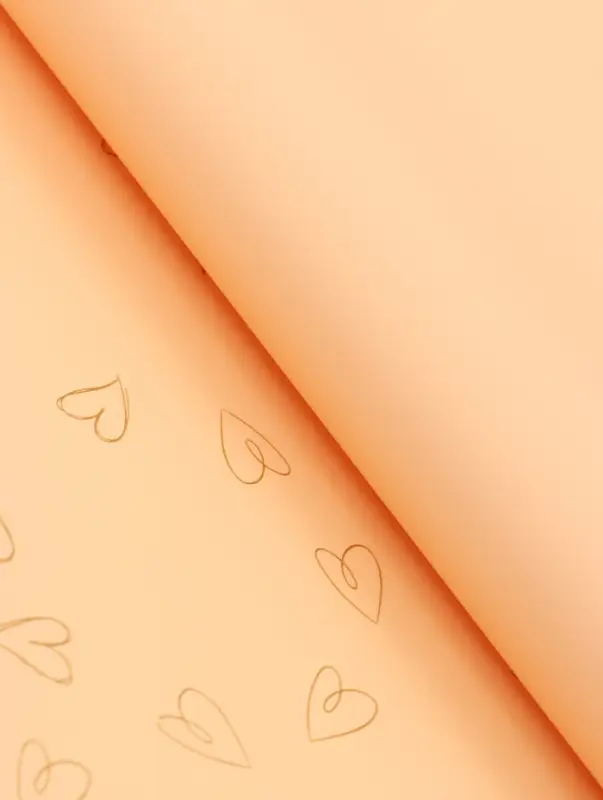 Пленка листах для цветов и букетов, &laquo;Сердца&raquo;, пудра светлая, 65 микрон, 57&times;57 см