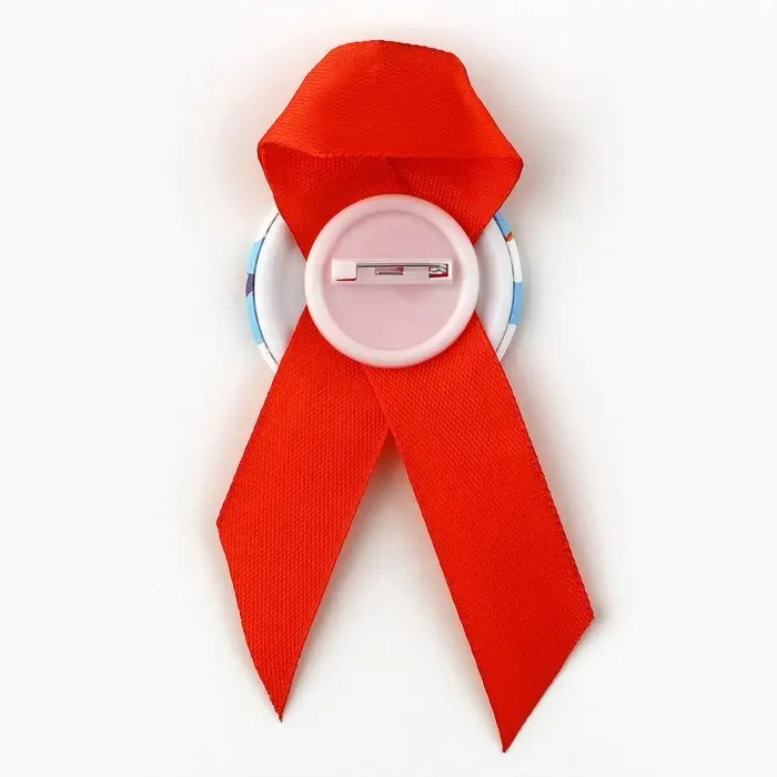 Значок с лентой на Выпускной «Выпускник детского сада», солнце, диам. 4,5 см Значок с лентой на Выпускной «Выпускник детского сада», солнце, диам. 4,5 см