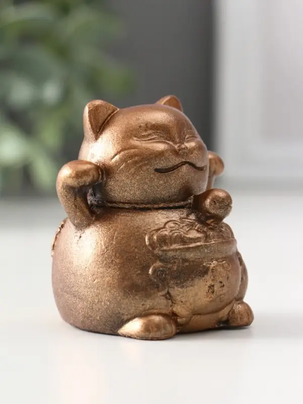 Фигура «Кот манэки-нэки», 5.5×5×5 см, бронза