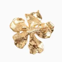 Брошь "Цветок лилии", цвет золото Брошь "Цветок лилии", цвет золото