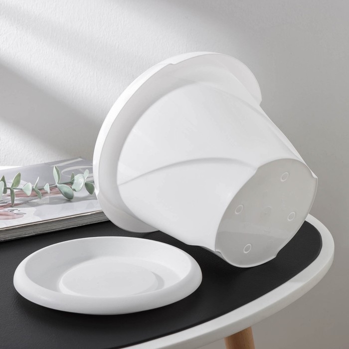 Горшок с поддоном «Флориана», 2,8 л, цвет белый Горшок с поддоном «Флориана», 2,8 л, цвет белый