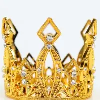 Корона для торта &laquo;Витая&raquo;, цвет золото