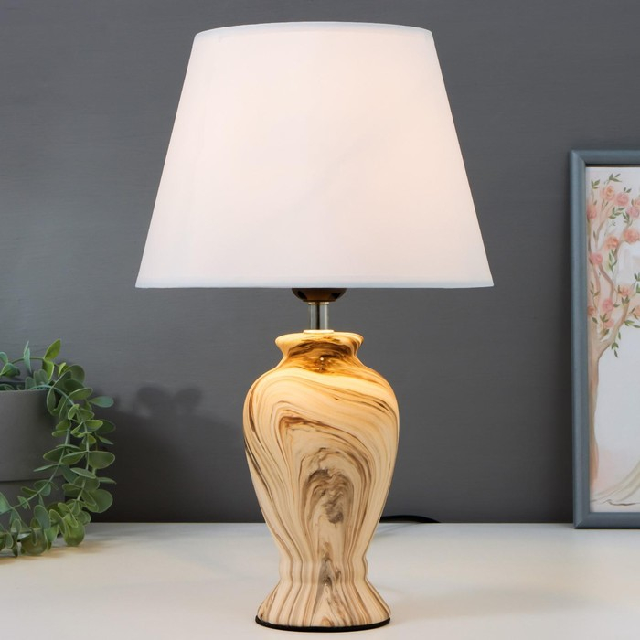 Лампа настольная 16382/1 E27 40Вт бежево-белый 23х23х39 см RISALUX Лампа настольная 16382/1 E27 40Вт бежево-белый 23х23х39 см RISALUX