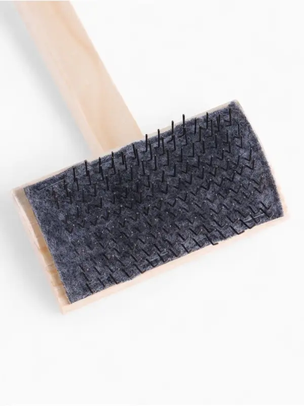 Щетка-пуходёрка деревянная ZOONIK «Кавказец» полукруглая, 100×55 см Щетка-пуходёрка деревянная ZOONIK «Кавказец» полукруглая, 100×55 см