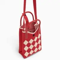 Сумка подр Ромбы, 12*4*17, отд на кнопке, дл ремень, красный Сумка подр Ромбы, 12*4*17, отд на кнопке, дл ремень, красный