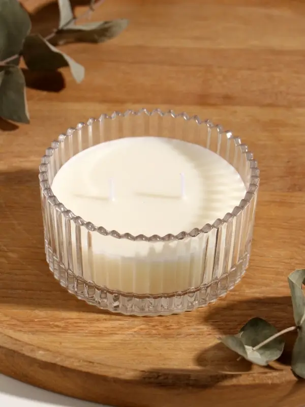 Свеча ароматическая в шкатулке Свеча ароматическая в шкатулке "С кисточкой" 2 фитиля аромат сладкий апельсин 10х10х12,5 см 108776