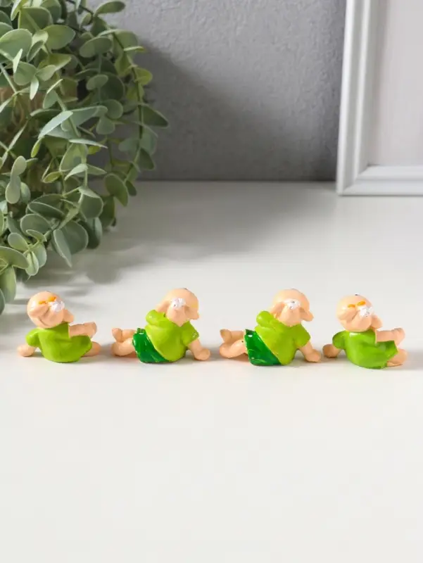 Сувенир полистоун "Барашки в нарядах с ромашками" набор 4 шт 2х4,5х3 см