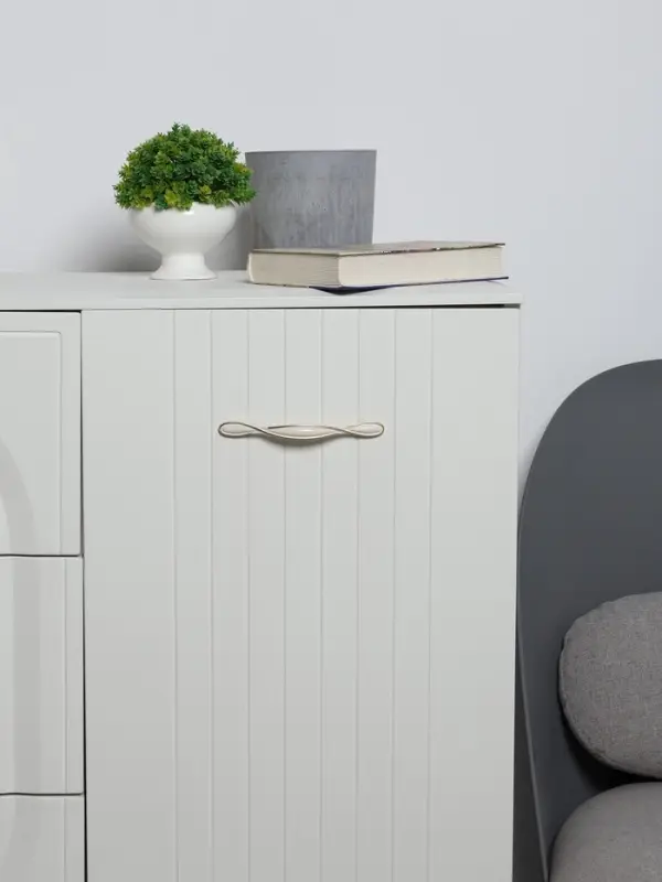 Ручка-скоба мебельная ТУНДРА PC181BL, м/о 128 мм, белая