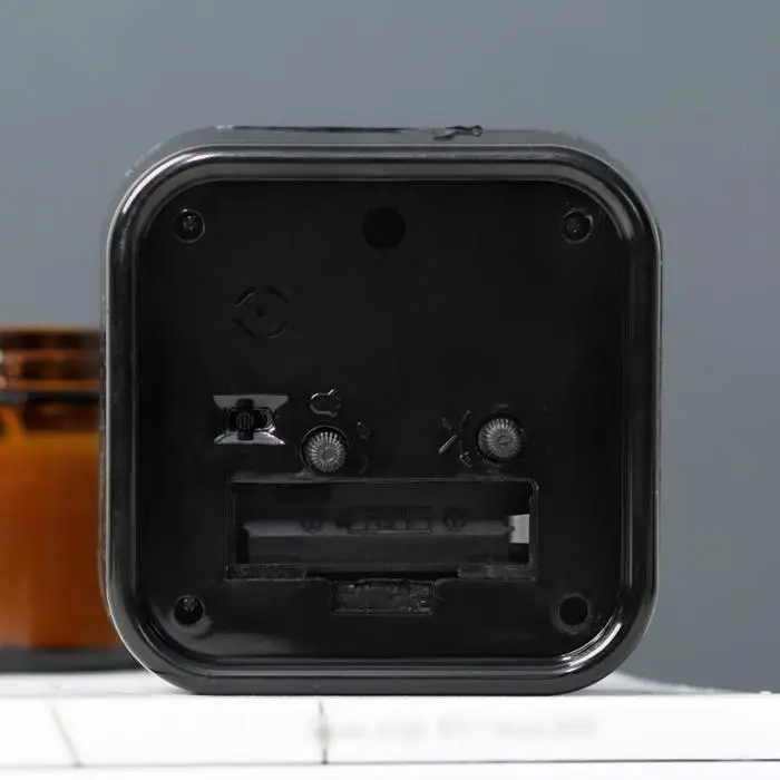 Будильник пластиковый &laquo;Золото&raquo;