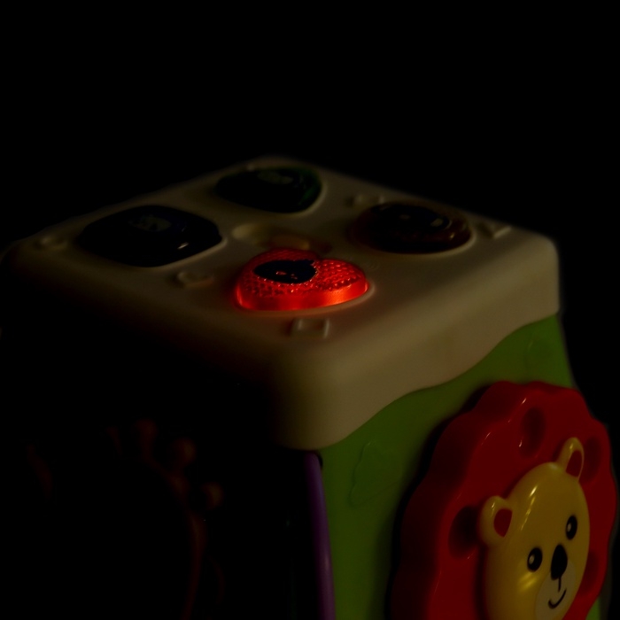 Музыкальная развивающая игрушка «Бизикубик», звуковые и световые эффекты