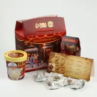 Подарочный набор «Сказочного года»: чай (50 г), конфеты (110 г), печенье брауни (120 г) Подарочный набор «Сказочного года»: чай (50 г), конфеты (110 г), печенье брауни (120 г)