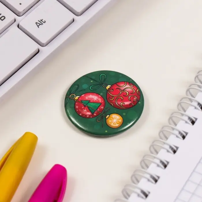 Значок закатной d=35 мм Значок закатной d=35 мм "Шарики" 6,5х6,5 см