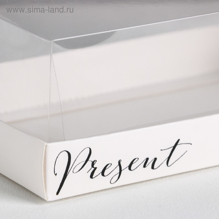 Коробка кондитерская «Present», 22 х 8 х 13,5 см Коробка кондитерская «Present», 22 х 8 х 13,5 см