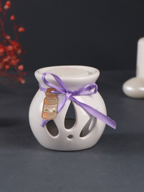 Набор: аромалампа для эфирных масел, мелтсы из воска ароматические «Жасмин», белая, 6.5×6.2×7.5 см