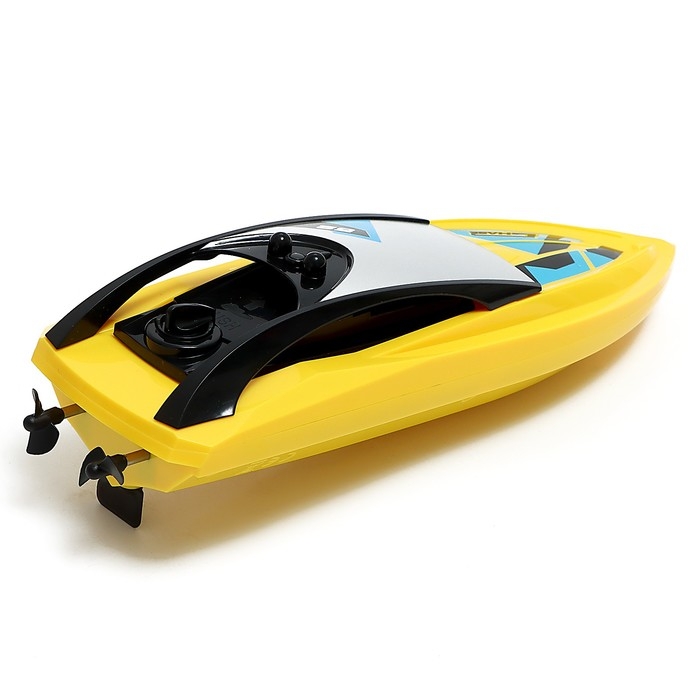 Катер «Быстрый», радиоуправление, плавает Катер «Быстрый», радиоуправление, плавает