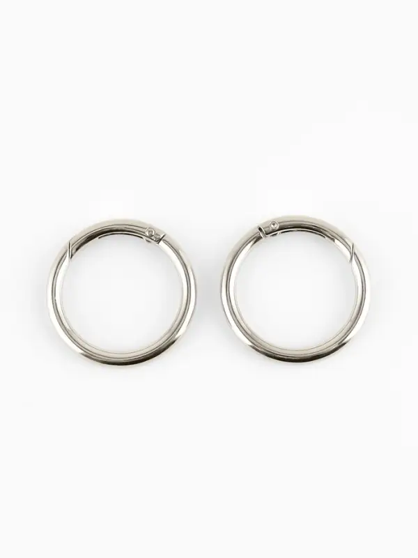 Кольца-карабины 10,5гр d32/40мм 4мм (наб 2шт цена за наб) серебряный TR Кольца-карабины 10,5гр d32/40мм 4мм (наб 2шт цена за наб) серебряный TR