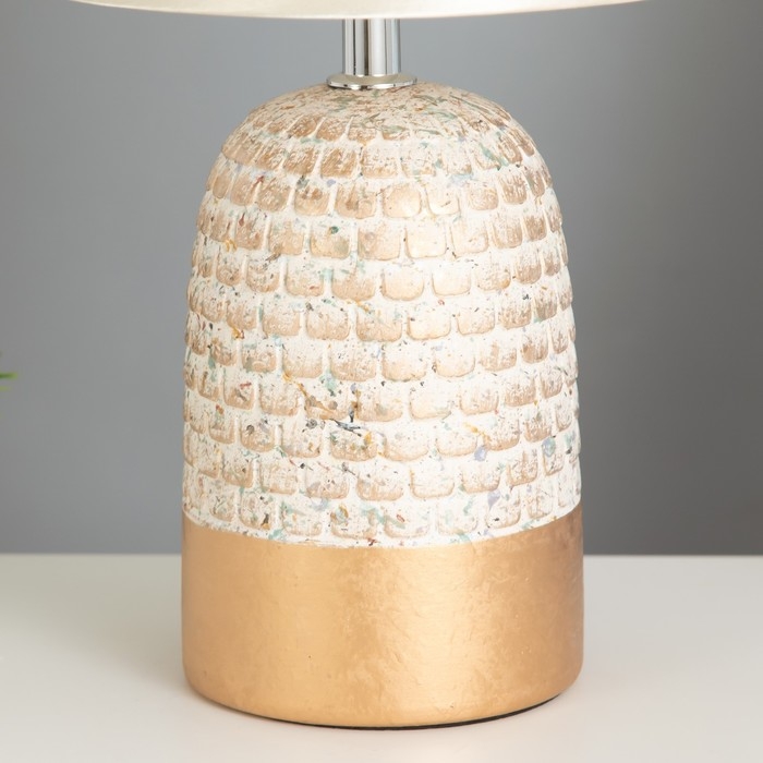 Настольная лампа Настольная лампа "Дафна" Е14 40Вт бежево-золотистый 20х20х33 см RISALUX