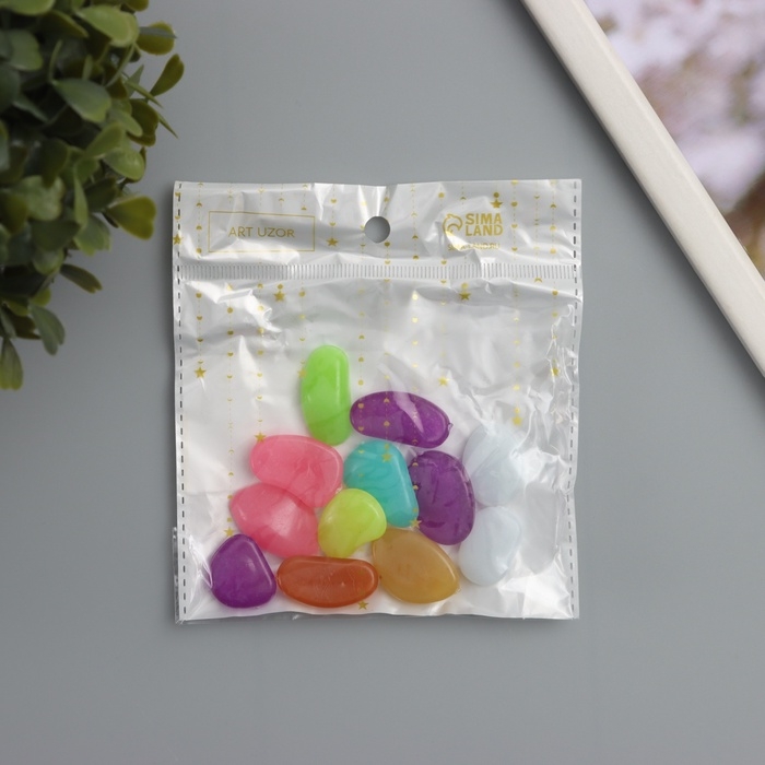 Декор для творчества пластик светится в темноте  Декор для творчества пластик светится в темноте "Разноцветные камешки" набор 12 шт