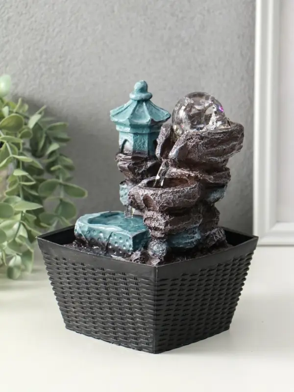 Фонтан настольный с подсветкой &laquo;Китайский дом на скале&raquo;, 18.5&times;13&times;13 см