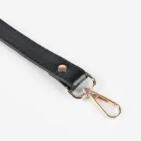 Ручка для сумки, с карабинами, 60&plusmn;1 см &times; 2 см, чёрная