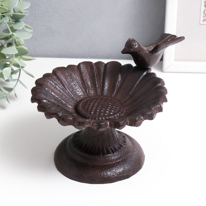 Сувенир чугун подставка Сувенир чугун подставка "Птица на ромашке" 10х17х13 см