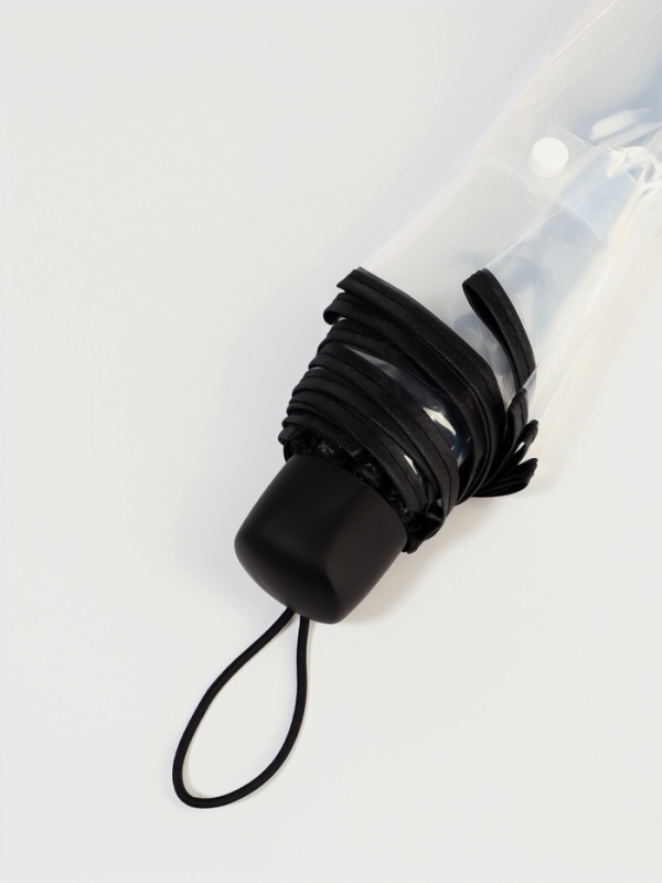 Зонт мех R48/53 8сп 3 сл ПВХ ОДНОТОН круглая ручка черный шильд QF Зонт мех R48/53 8сп 3 сл ПВХ ОДНОТОН круглая ручка черный шильд QF