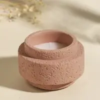 Свеча в вулканическом подсвечнике "Цилиндры" розовая 8,1х8,1х5,4 см