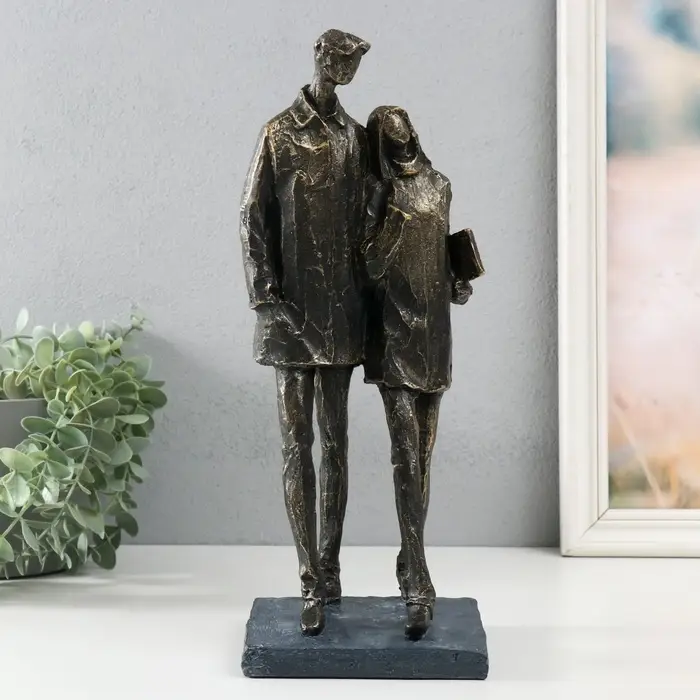 Фигурка полистоун &laquo;Молодая пара&raquo;, под металл, 13.4&times;11.8&times;34 см