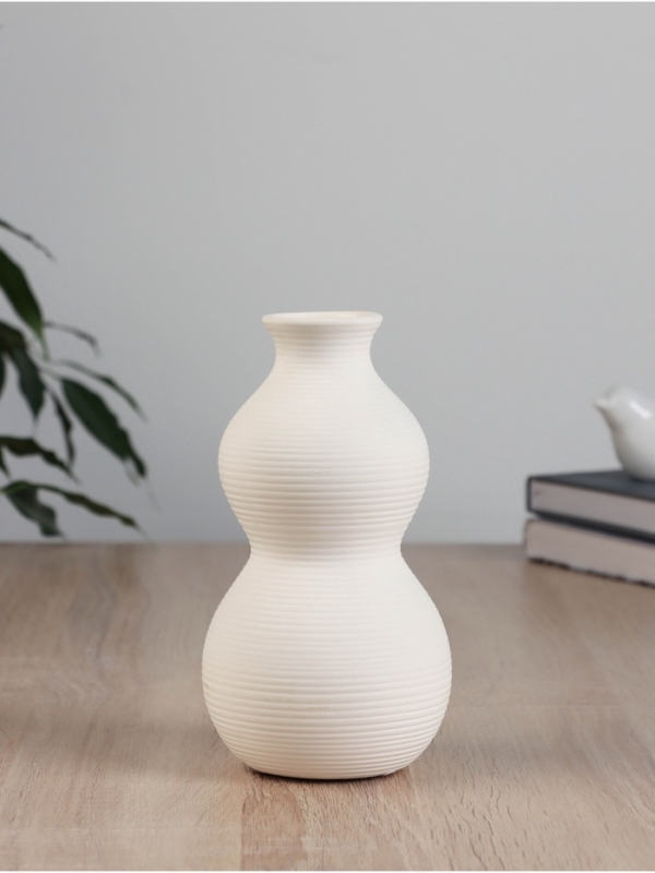 Ваза керамика настольная Ваза керамика настольная "Гриневера" геометрия, d-4см, 17х9 см, белый